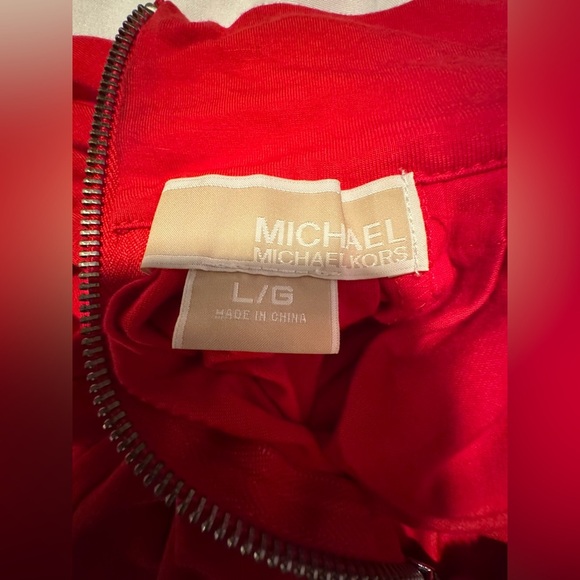 Michael Kors Red Turtle Neck Women's
Blouse Top - Picture 9 of 11
